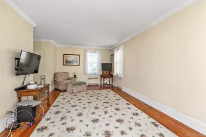 19 Plainfield Avenue, East Rockaway, NY 11518 - Photo 3