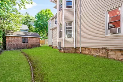 157 Fisher Avenue, White Plains, NY 10606 - Photo 29