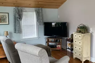 188 W Main St, Oyster Bay, NY 11771 - Photo 25