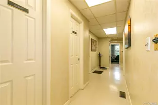 188 W Main St, Oyster Bay, NY 11771 - Photo 15