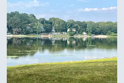 230 Lakeside Trail, Ridge, NY 11961 - Photo 23