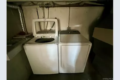 230 Lakeside Trail, Ridge, NY 11961 - Photo 31