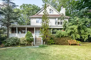 100 Station Rd, Great Neck, NY 11023 - Photo 29