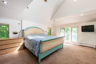 100 Station Rd, Great Neck, NY 11023 - Photo 17