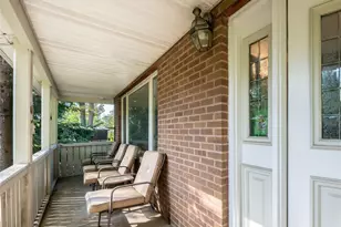 100 Station Rd, Great Neck, NY 11023 - Photo 5