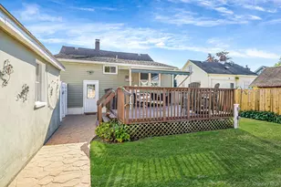 206 Wilson Blvd, Islip, NY 11751 - Photo 9