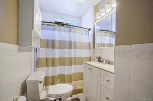 206 Wilson Blvd, Islip, NY 11751 - Photo 17