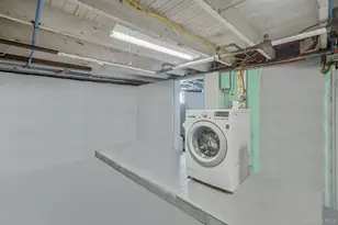 206 Wilson Blvd, Islip, NY 11751 - Photo 29