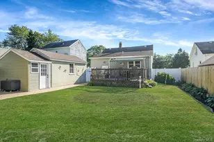 206 Wilson Blvd, Islip, NY 11751 - Photo 7