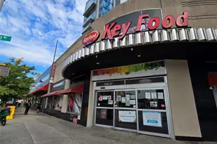 70-31 108th St, Forest Hills, NY 11375 - Photo 27