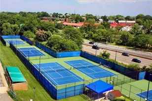 18-21 215th St, Bayside, NY 11360 - Photo 23