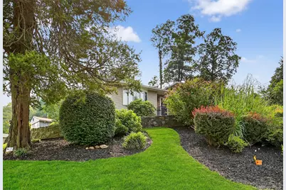 1 Overhill Road, Elmsford, NY 10523 - Photo 39
