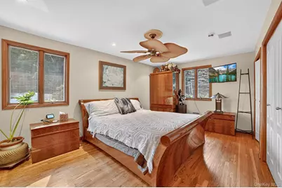 1 Overhill Road, Elmsford, NY 10523 - Photo 15