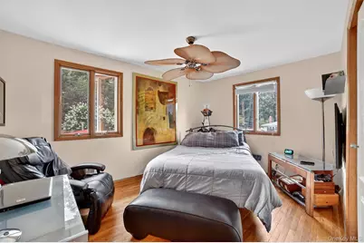 1 Overhill Road, Elmsford, NY 10523 - Photo 17