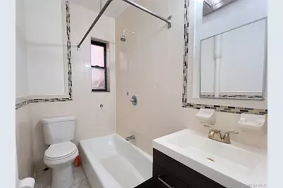 42-14 Union #3D, Flushing, NY 11355 - Photo 7