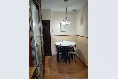 20520 33rd Avenue, Bayside, NY 11361 - Photo 5