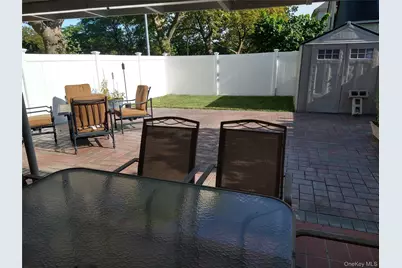 20520 33rd Avenue, Bayside, NY 11361 - Photo 19