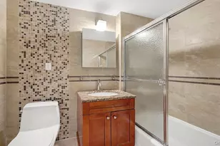 140-75 Ash, Flushing, NY 11355 - Photo 11