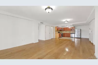 140-75 Ash Avenue #4B, Flushing, NY 11355 - Photo 1