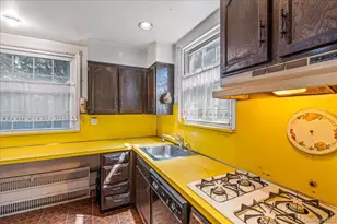 180-19 Grand Central Pkwy, Jamaica, NY 11432 - Photo 15