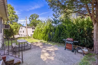 18019 Grand Central Parkway, Jamaica, NY 11432 - Photo 27