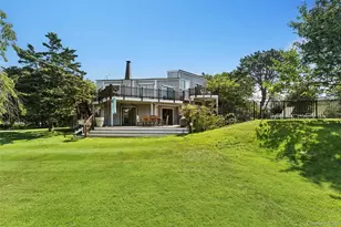 29 Stillwaters Ln, Westhampton Beach, NY 11978 - Photo 15