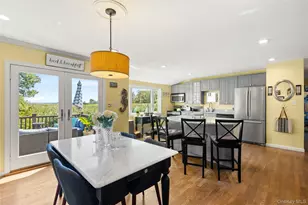 116 Cross Rd, Oakdale, NY 11769 - Photo 5