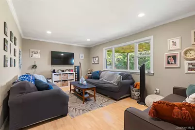 116 Cross Road, Oakdale, NY 11769 - Photo 13