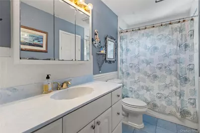 116 Cross Road, Oakdale, NY 11769 - Photo 11