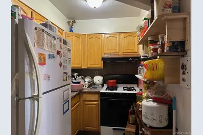 3506 Leavitt Street #5H, Flushing, NY 11354 - Photo 3