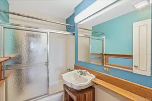 84-09 155th Ave, Howard Beach, NY 11414 - Photo 19