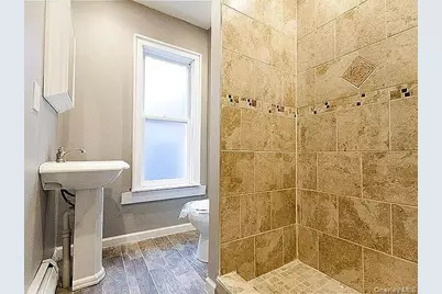 25 Carroll Street #25, Poughkeepsie, NY 12601 - Photo 9