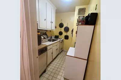 83-25 98th #2T, Woodhaven, NY 11421 - Photo 3