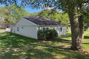 160 Laurance Ln, Ridge, NY 11961 - Photo 25