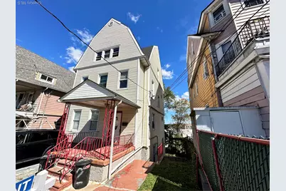 82 Waring Place #2, Yonkers, NY 10703 - Photo 1