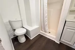 82 Waring Pl, Yonkers, NY 10703 - Photo 11