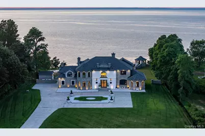 3875 Hallock Lane, Mattituck, NY 11952 - Photo 1