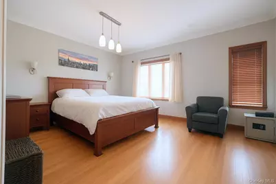 6731 52nd Road, Maspeth, NY 11378 - Photo 7