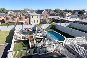 67-31 52nd Rd, Maspeth, NY 11378 - Photo 19