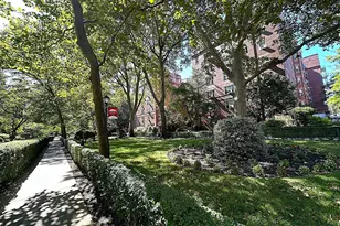 77-15 113th St, Forest Hills, NY 11375 - Photo 35