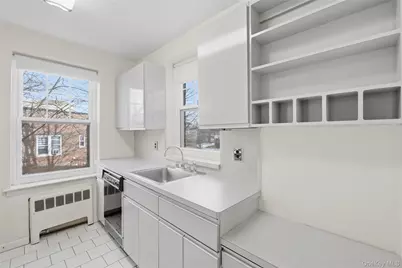 240 Central Avenue #2F, Lawrence, NY 11559 - Photo 15