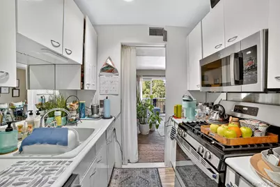 37 Harbor Lane #2A, New Rochelle, NY 10805 - Photo 13