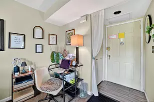 37 Harbor Ln, New Rochelle, NY 10805 - Photo 5