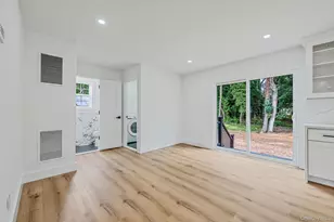 37 Lakeview Dr, Middle Island, NY 11953 - Photo 11