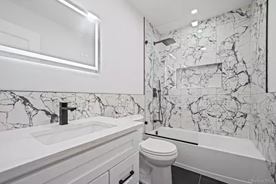 37 Lakeview Drive, Middle Island, NY 11953 - Photo 29