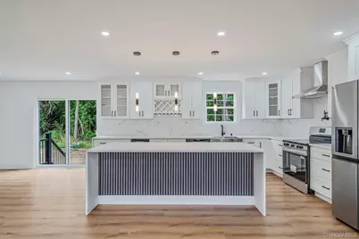 37 Lakeview Drive, Middle Island, NY 11953 - Photo 9