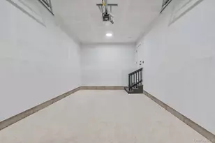 37 Lakeview Dr, Middle Island, NY 11953 - Photo 31