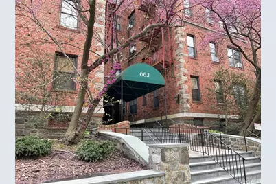 663 Locust Street #3G, Mount Vernon, NY 10552 - Photo 1