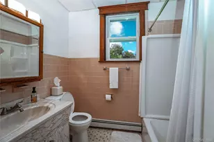 44 Cedar Ave, New Windsor, NY 12553 - Photo 9