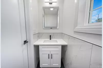 39 Lakeview Drive, Middle Island, NY 11953 - Photo 11